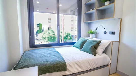 Apartments in Enramadilla - photo 2