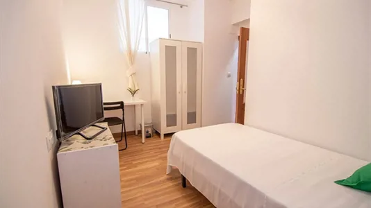 Rooms in Madrid Carabanchel - photo 1