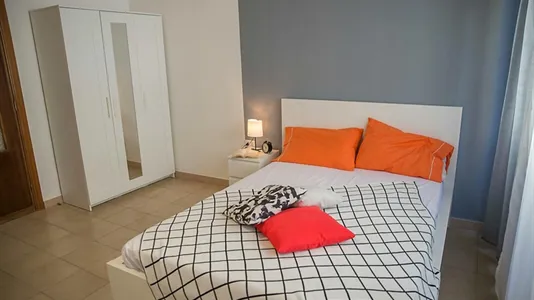 Rooms in Foggia - photo 4