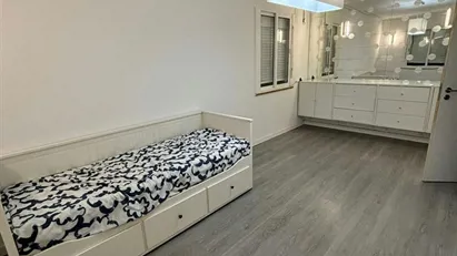 Room for rent in Odivelas, Lisbon (region)