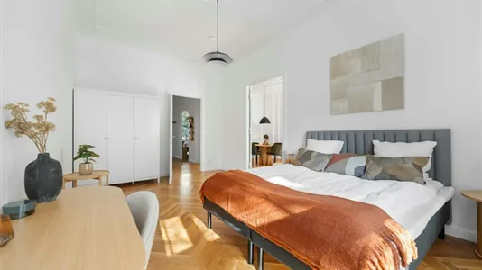 Apartments in Berlin Mitte - photo 4