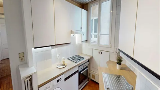 Rooms in Paris 16ème arrondissement (South) - photo 6