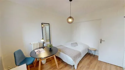 Room for rent in Paris 17ème arrondissement, Paris