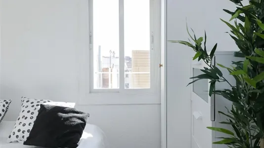 Apartments in Barcelona Ciutat Vella - photo 10