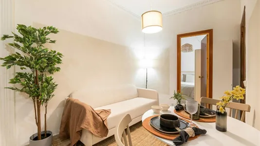 Rooms in Barcelona Ciutat Vella - photo 6