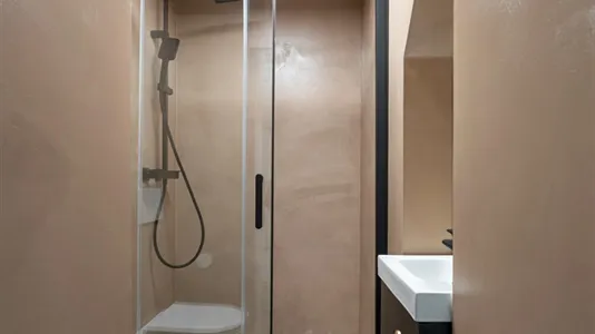 Rooms in Paris 20ème arrondissement - photo 4