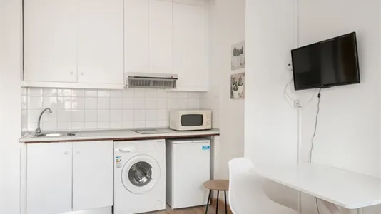 Apartments in Barcelona Sants-Montjuïc - photo 6