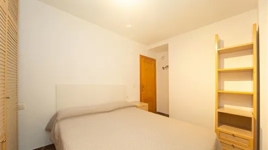 Rooms in Granada - photo 3