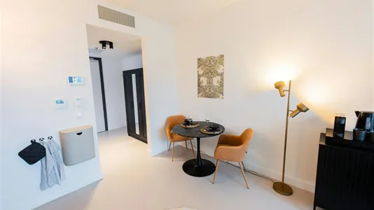 Apartments in Location is not specified - photo 5