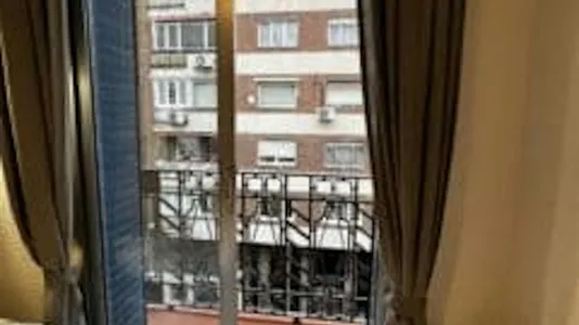 Rooms in Madrid Chamberí - photo 8