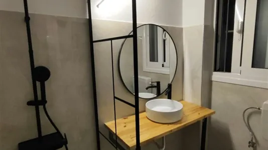 Rooms in Athens Agios Nikolaos - photo 3