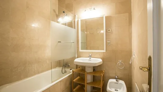 Rooms in Madrid Centro - photo 7