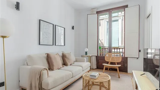 Apartments in Barcelona Ciutat Vella - photo 2