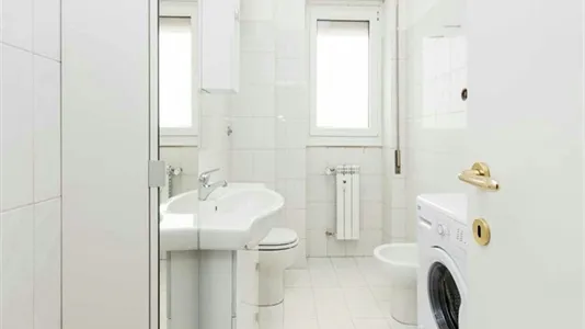 Rooms in Roma Municipio VIII – Appia Antica - photo 7