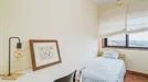 Room for rent, Porto (Distrito), &lt;span class=&quot;blurred street&quot; onclick=&quot;ProcessAdRequest(13612390)&quot;&gt;&lt;span class=&quot;hint&quot;&gt;See streetname&lt;/span&gt;[xxxxxxxxxxxxx]&lt;/span&gt;