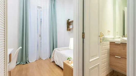 Rooms in Madrid Centro - photo 5