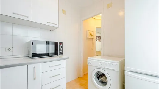 Rooms in Madrid Tetuán - photo 8