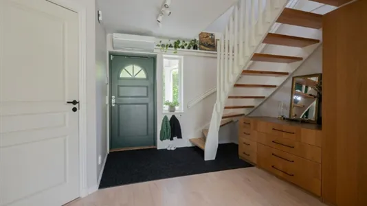 Houses in Huddinge - photo 12