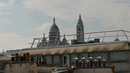 Apartments in Paris 18ème arrondissement - Montmartre - photo 5