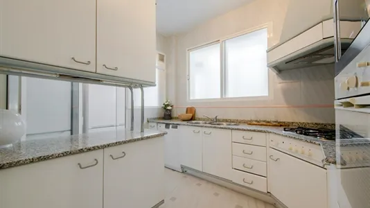 Rooms in Madrid Chamberí - photo 8