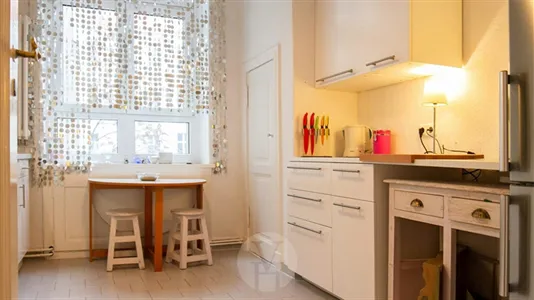 Rooms in Berlin Charlottenburg-Wilmersdorf - photo 2