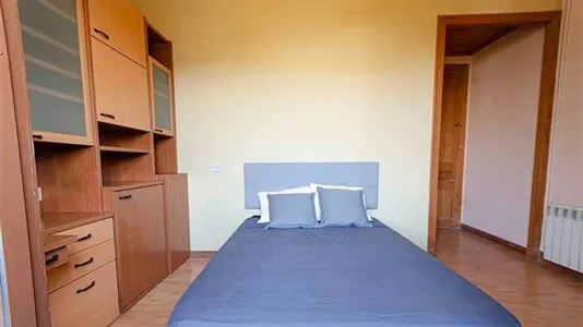 Rooms in Barcelona Ciutat Vella - photo 3