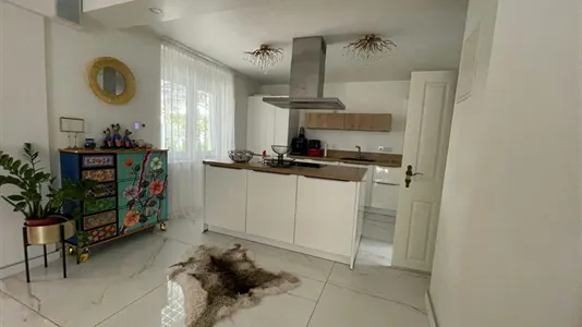 Houses in Main-Taunus-Kreis - photo 9