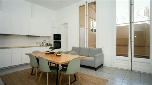 Rooms in Barcelona Eixample - photo 7