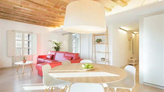 Apartments in Barcelona Ciutat Vella - photo 7