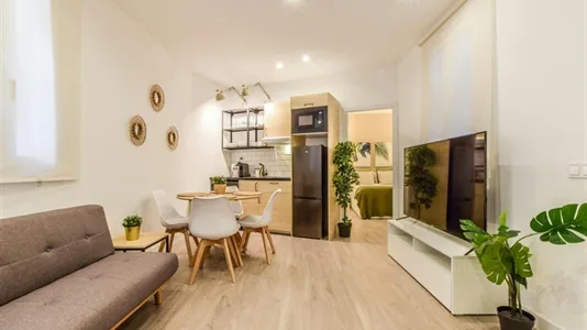 Rooms in Madrid Centro - photo 4