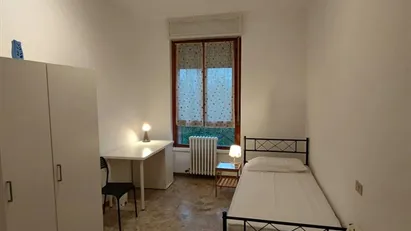 Room for rent in Milano Zona 8 - Fiera, Gallaratese, Quarto Oggiaro, Milan