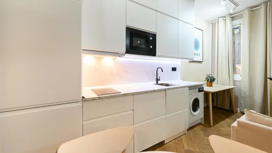 Apartments in Madrid Centro - photo 2