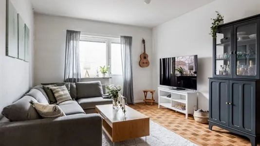 Apartments in Örebro - photo 2