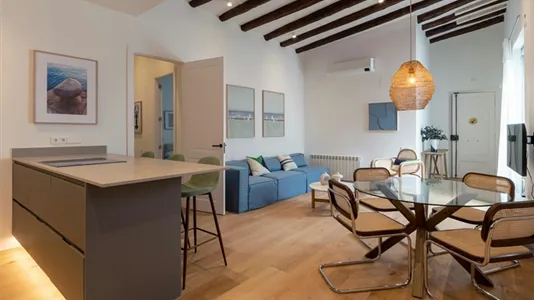 Apartments in Barcelona Ciutat Vella - photo 9