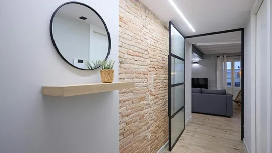 Apartments in Barcelona Ciutat Vella - photo 3