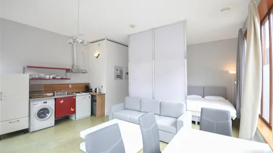 Apartments in Location is not specified - photo 2