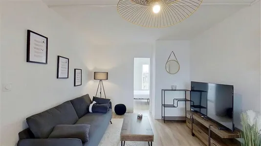 Apartments in Le Mans - photo 5