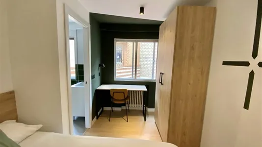 Rooms in Madrid Carabanchel - photo 6
