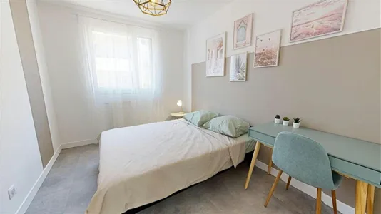 Rooms in Lyon - photo 1