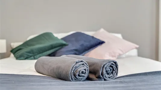 Rooms in Madrid Centro - photo 4