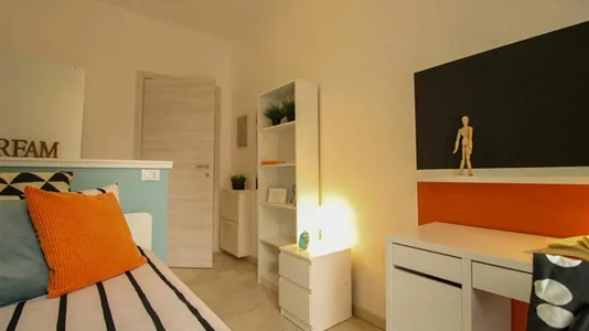 Rooms in Brescia - photo 1