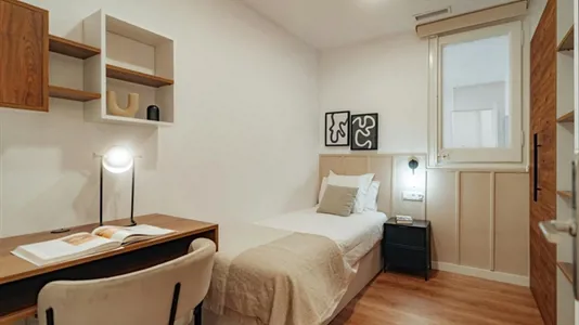 Apartments in Barcelona Sarrià-St. Gervasi - photo 1