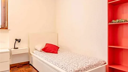 Room for rent in Milano Zona 9 - Porta Garibaldi, Niguarda, Milan