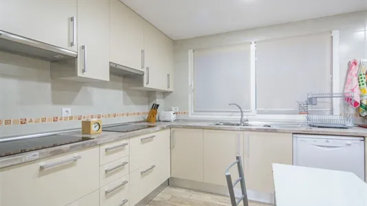 Rooms in Madrid Centro - photo 7