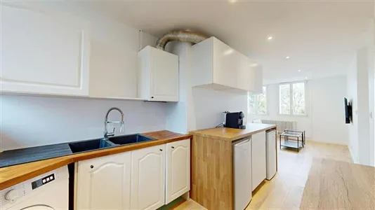 Rooms in Lyon - photo 8