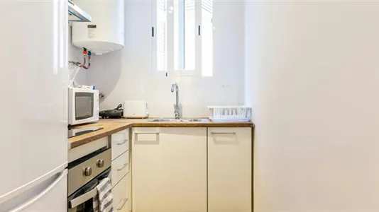 Rooms in Esplugues de Llobregat - photo 4