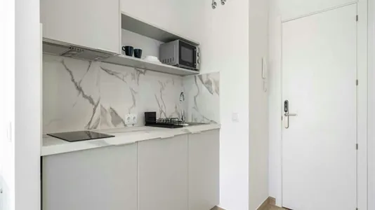 Rooms in Madrid Fuencarral-El Pardo - photo 8