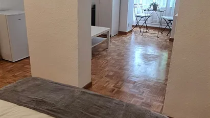 Room for rent in Madrid Moncloa-Aravaca, Madrid