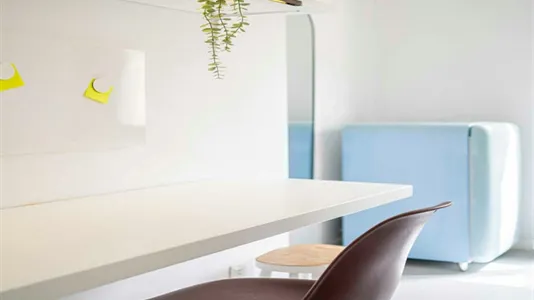 Rooms in Madrid Centro - photo 9