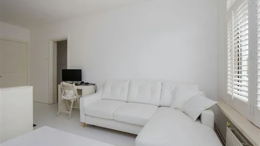 Apartments in Location is not specified - photo 6